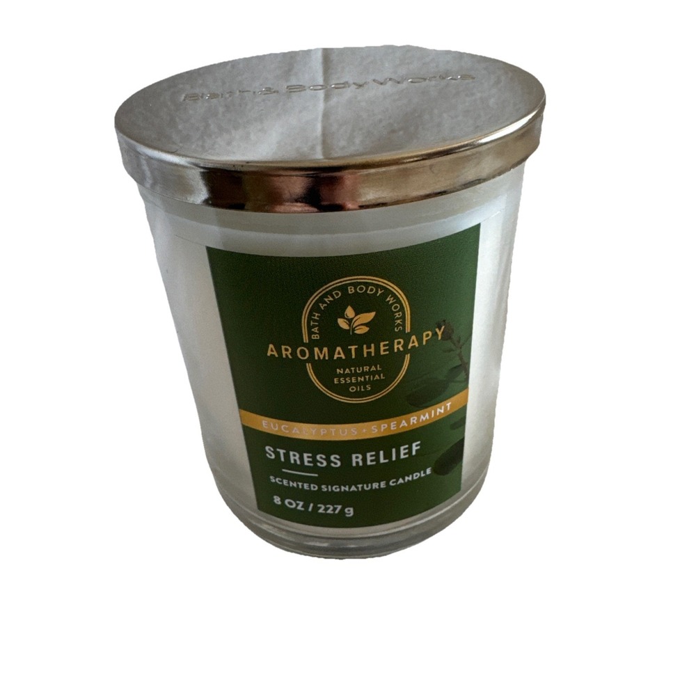 Bath & Body Works Aromatherapy Stress Relief Candle Eucalyptus Spearmint 8oz